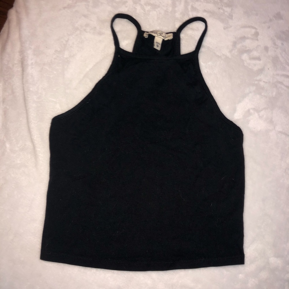 Black tank top🖤